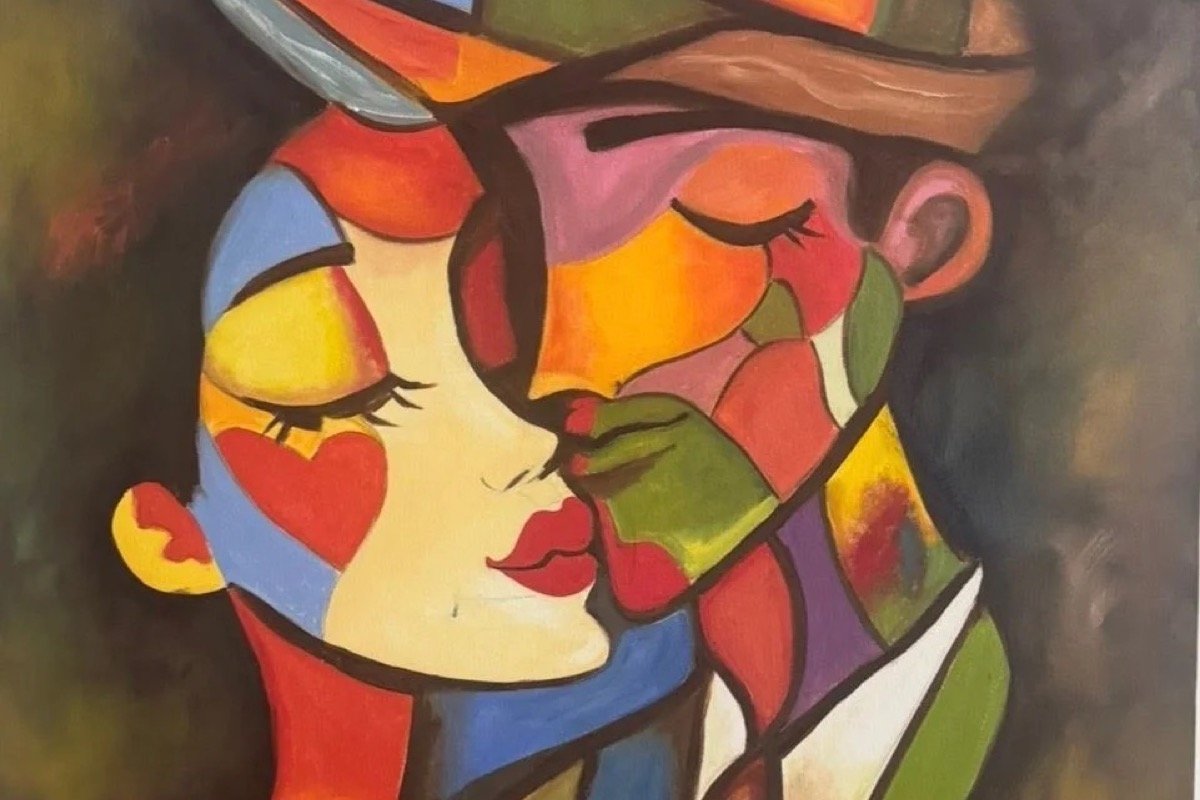 Pareja besándose, óleo de estilo cubista en colores cálidos.